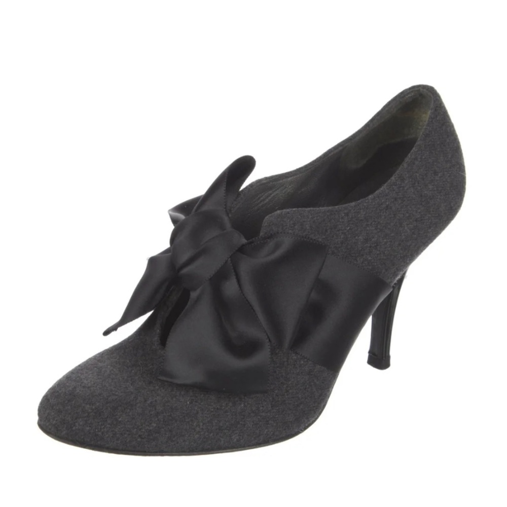 Stuart Weitzman Gray Flannel Bouffant Booties Heels
